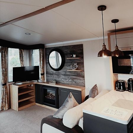 ダンフリーズ Hillingworth'S Hot Tub Retreat - Lochmabenヴィラ エクステリア 写真